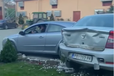 LUDILO KOD POŽAREVCA! Pijani muškarac automobilom uništio celo poljoprivredno gazdinstvo! DOK RUŠI PSUJE GAZDU I SVE PRISUTNE! (VIDEO)