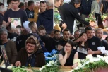 NAJTUŽNIJI ĐURĐEVDAN U SRBIJI: Sahranjene devojčice u Beogradu, lelek neutešnih majki odjekivao na groblju u Malom Orašju