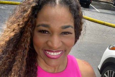 KAŽU DA JE ONA NAJJADNIJE ZAPROŠENA DEVOJKA! Ovakav potez nije skoro viđen i svi se pitaju kako je mogao - Ljubav ipak nije dovoljna? (FOTO)