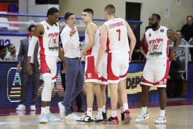 PUKLA STOTKA: "Panteri" popili Cedevitu!