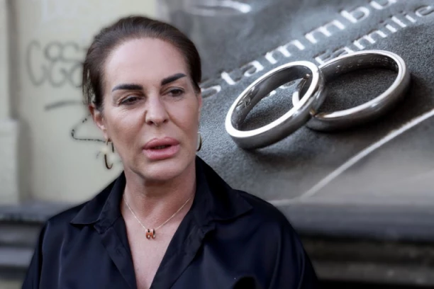 KUMA NACIONALE OTKAZALA SVADBU: Kačavenda obavestila Anu da se udaje, pa morala da promeni planove! (VIDEO)