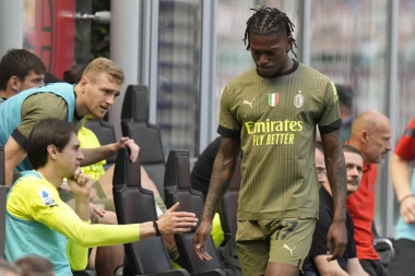 KATASTROFA ZA MILAN! Roso-neri u OZBILJNOM problemu pred DVOMEČ SEZONE!