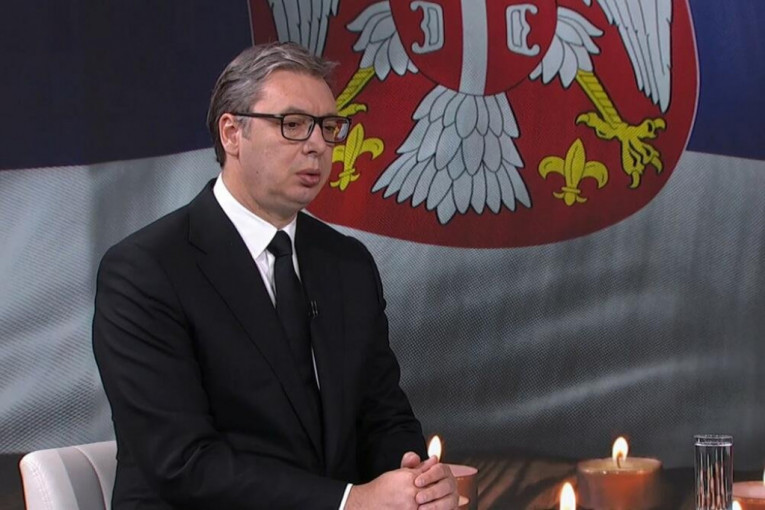 NISMO OVDE DA BRINEMO O FOTELJAMA, VEĆ DA BRANIMO SRBIJU: Vučić se obratio naciji