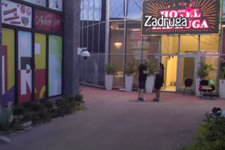 Zvezdan traži razgovor od Maje