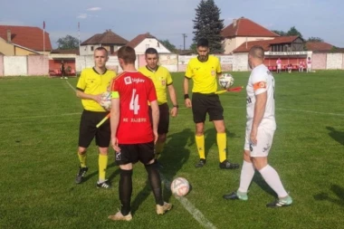 DERBI PRIPAO GOSTIMA: Susek se kući vraća pevajući - Hajduk će morati da sačeka neku novu priliku, za njih je borba za vrh izgubljena! (FOTO GALERIJA)