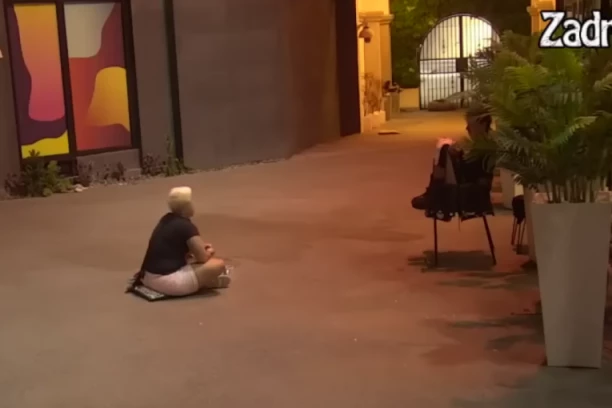 NEVIĐENA DRAMA U RIJALITIJU! Zadrugarka pala na pod, preklinje i kuka - sada je stvarno kraj! (VIDEO)