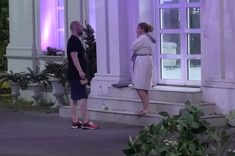 Valentina Stanković juri Zvezdana Slavnića po imanju u Šimanovcima Zadruga 6