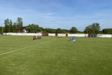 GOSTI "KASNO" STIGLI NA UTAKMICU: Igrači Drine su tek u drugom poluvremenu krenuli sa svojom karakterističnom igrom!