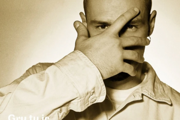 GRU, UVEK BIĆEŠ TU! Dokumentarac o "tati" repa premijerno na Beldoksu!