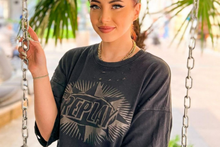 Nika Ilčić tiktokerka slike
