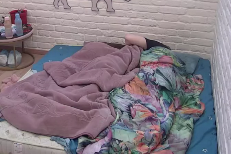 Anđela poljubila Zvezdana