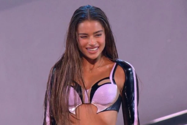 PREDSTAVNICA IZRAELA ISKOPIRALA NAŠU PEVAČICU? Bivša Hurikanka je brutalno isprozivala, pa objavila sve dokaze!