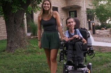 "LJUDI MISLE DA NISAM ZADOVOLJENA, ALI TO NIJE TAKO" Otkrili pikante detalje iz spavaće sobe, pa priznali kako vode ljubav - On joj traži samo ovo!