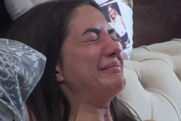 NAJPONIŽENIJA LJUBAVNICA U ZADRUZI IKADA: Zvezdan ponovo otkačio Anđelu, ona zapomagala na sav glas!