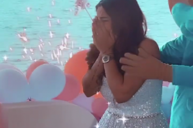 Nadica Ademov trudna, otkrila pol bebe