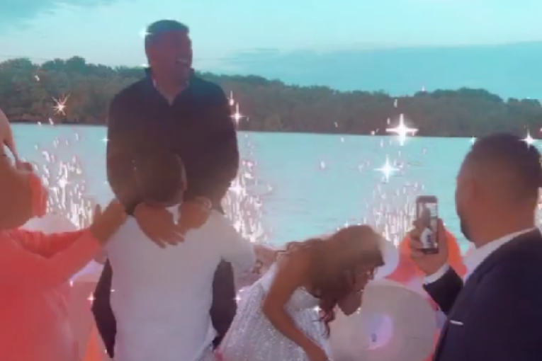 Nadica Ademov trudna, otkrila pol bebe