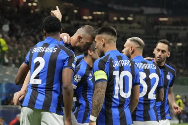 INTER ZA DESET MINUTA ZAVRŠIO POSAO: Nemoć Milana, "nero-azuri" pred vratima finala Lige šampiona! (VIDEO, FOTO)
