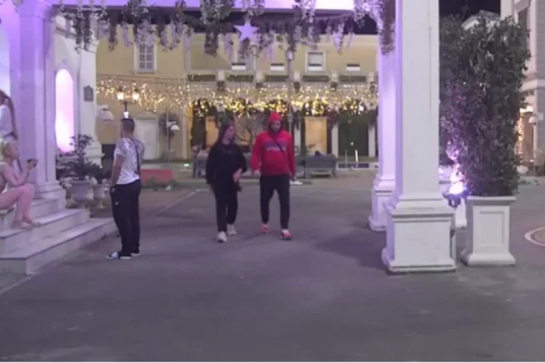 Šetnja Anđele i Zvezdana