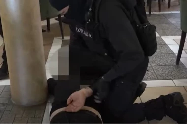 ORGANIZOVALI PROSTITUCIJU KAO DA SU OZBILJNA FIRMA: Imali vozača, sekretarice, čoveka koji kontroliše devojke...