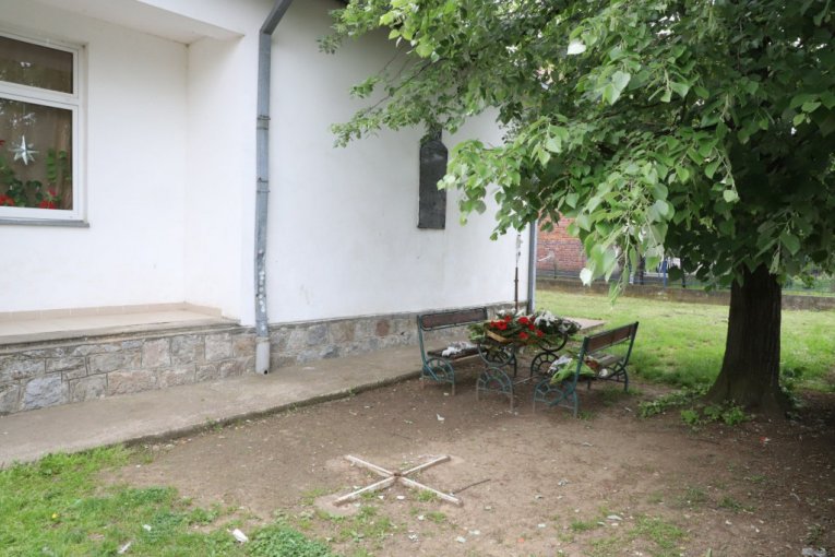 Školsko dvorište u Duboni