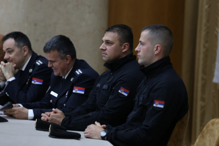 Vanredna konferecija MUP Srbije o hapšenjima