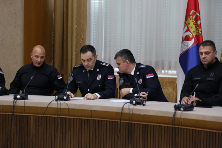 Vanredna koneferncija za medije MUP Srbije