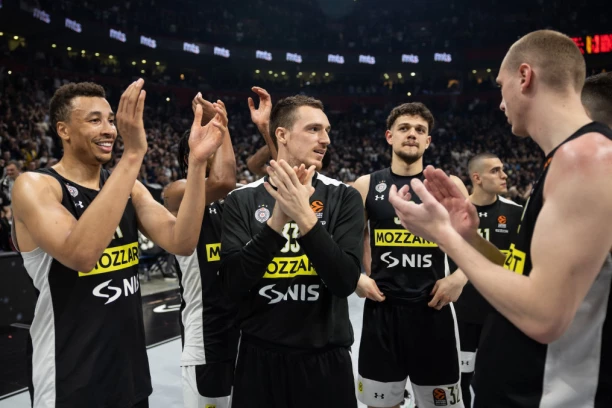 CEDEVITA OLIMPIJA ILI FMP? Poznato ko čeka Partizan u polufinalu AdmiralBet ABA lige!