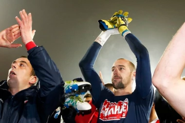 VELEOBRT NA MARAKANI! Uprava REAGOVALA: Legenda OSTAJE u Crvenoj zvezdi i napada Ligu šampiona!