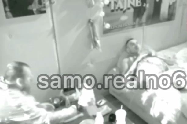 NE POŠTUJU MAJU NI U NJENIM NAJTEŽIM DANIMA... Miljan i Car se podsmevali SAHRANI Takijevog oca! (VIDEO)