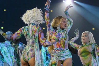 VRATILI SE S AMNEZIJOM POSLE KONCERTA BIJONSE:  Fanovi ne znaju ni šta su platili, danima se ničega ne sećaju, reagovali i doktori