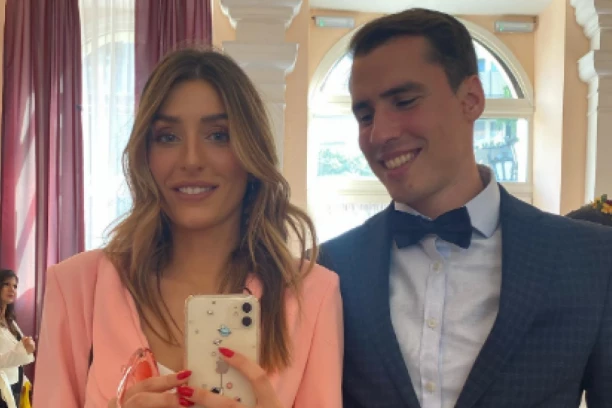 GAGI JOVANOVIĆ UDAJE ĆERKU! Lepa glumica staje na LUDI KAMEN sa našim SPORTSKIM ASOM: Bajka im je počela u Londonu!