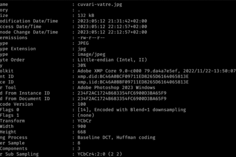 DOKAZ CRNO NA BELO! Evo kako su preko "fotošopa" montirali sliku protesta