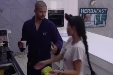 PONOVO ĆE MORATI KOD PLASTIČNOG HIRURGA NA "POPRAVKU!" Maja dobila napad histerije zbog bivšeg, umalo joj upropastio lice!