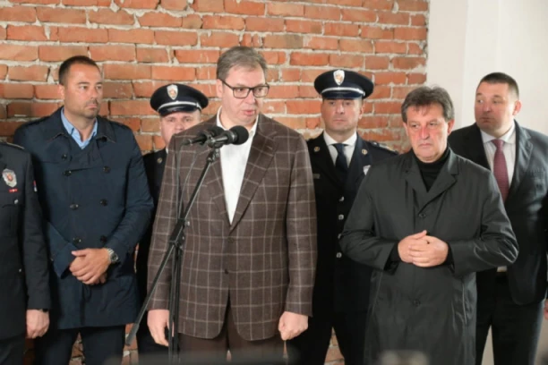 NEBULOZAN ZAHTEV ZA SMENU GAŠIĆA! Vučić odgovorio na hejterske napade: NEMA SILE KOJA JE JAČA OD DRŽAVE!