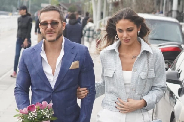 ZBOG VERENICE SAŠE KOVAČEVIĆA ĆE VAM POPADATI VILICE: Atraktivna Zorana zauzela svoje mesto, a onda su svi krenuli da komentarišu OVO! (VIDEO)