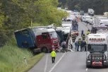 STRAVIČNA NESREĆA U SLOVAČKOJ Sudarili se autobus i kamion, više desetina povređenih, sumnja se da ima i poginulih