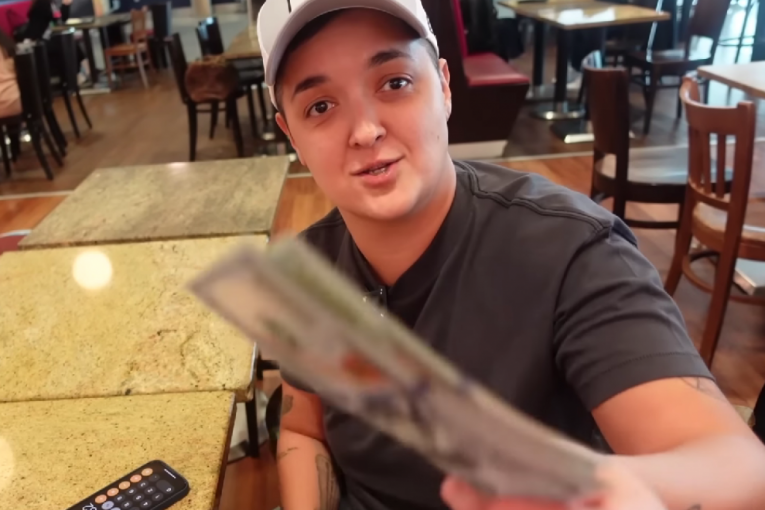 Marija Šerifović sa majkom Vericom u Americi troše njenu penziju