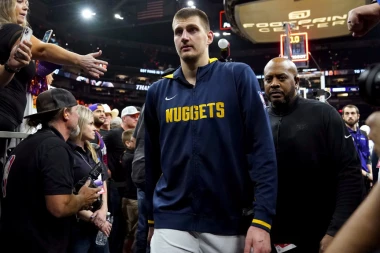 JOKIĆ MEĐU DESET LJUDI NA PLANETI! Srbin u garaži ima pravo REMEK DELO: Amerikance je OSTAVIO BEZ TEKSTA! (FOTO)