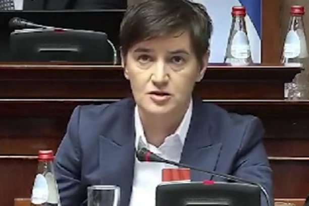 UDARNO OBRAĆANJE PREMIJERKE U SKUPŠTINI: Vlast se neće menjati na ulici nego na izborima! (VIDEO)