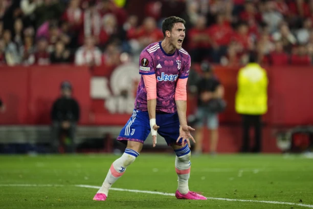 ITALIJANI PIŠU: Juventus počinje pregovore oko prodaje Vlahovića!