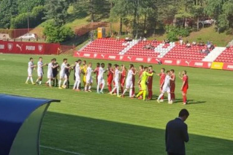 JOŠ KORAK IH DELI OD SNA: Minimalac crveno-belih dovoljan za tri boda u derbiju - Jedinstvo sada sve drži u svojim rukama!