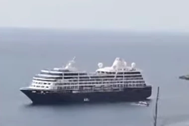 BROD PUN SVINGERA UPLOVIO U DUBROVNIK! Na brodu se organizuju vruće zabave za imućne goste, a pravila su VRLO JASNA! (VIDEO)