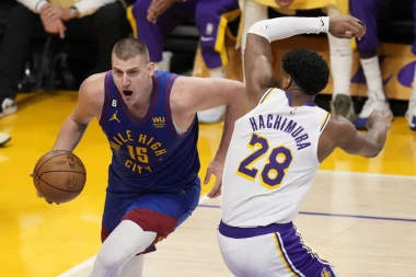 BOLI GA UVO! Jokić surovo ODBRUSIO Melounu - ne pada mu napamet to da radi!