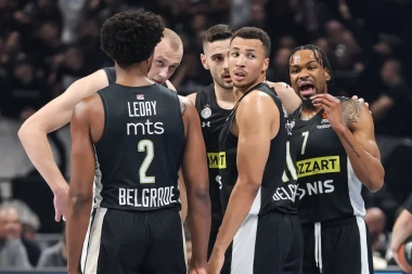 LJUBAV NE PRESTAJE! Ljubimac grobara gledao Partizan i UŽIVAO!