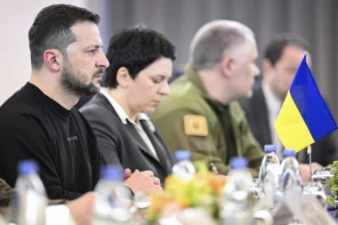 SIMBOLIKA 500. DANA RATA: Zelenski predložio održavanje mirovnog samita o Ukrajini u julu, NI NE POMINJE KINU (FOTO, VIDEO)