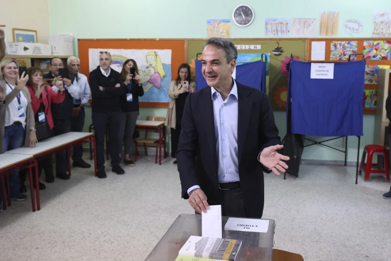 OVO SU PRVI REZULTATI IZBORA U GRČKOJ! Micotakis ubedljivo vodi
