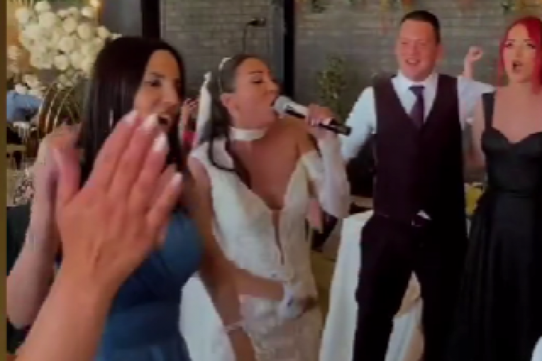 Marija peva "Zlatiborske zore"