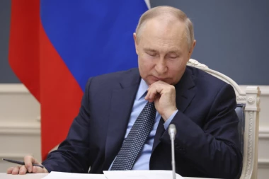 OTROVANE DVE KRITIČARKE VLADIMIRA PUTINA?! Prijavile simptome nakon konferencije u Berlinu