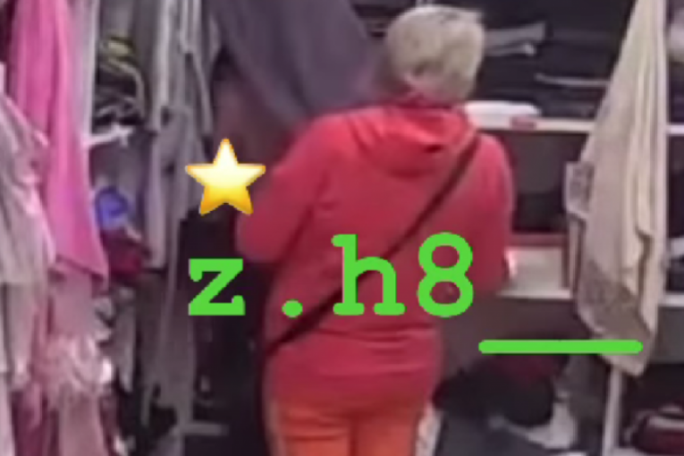 Ana Ćurčić pokazala grudi dok joj Zorica Marković "drži stražu" Zadruga 6