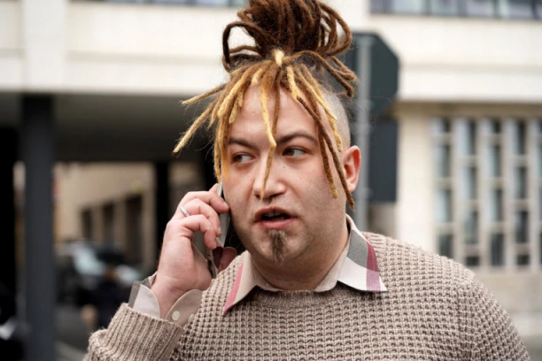RASTA ALARMIRAO NOVOM OBJAVOM! Reper se povukao iz javnosti, njegove reči režu poput ŽILETA: Nije sve kako treba... (FOTO)